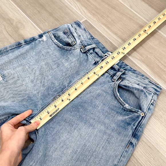 Zara High-Rise Rigid Distressed Denim Mom Jeans Light Wash Denim Women’s Size 6 - Picture 11 of 15